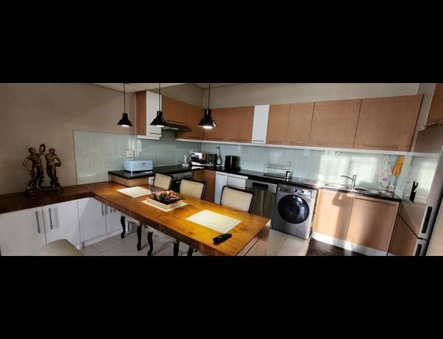 2 BEDROOM APARTMENT FOR SALE IN BEDFORD GARDENS